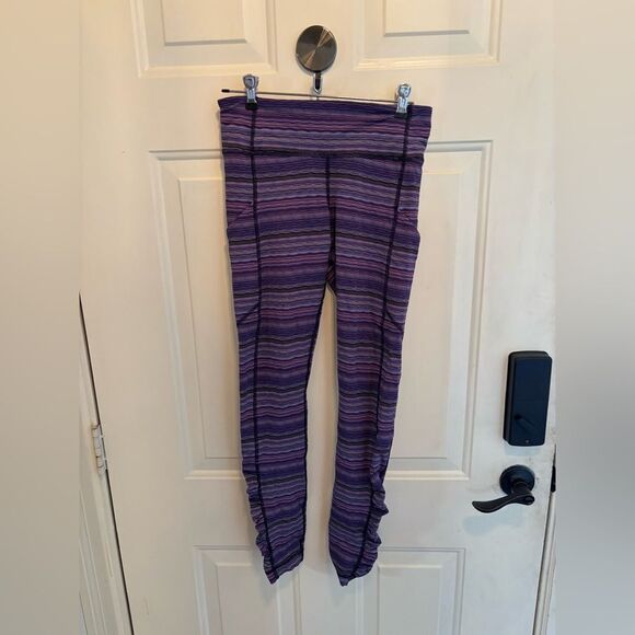 Lululemon Speed Tight IVSpace Dye Twist Ultra
Violet Multi Size 6 Leggings - Picture 3 of 6